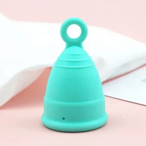 Copa menstrual con anillo